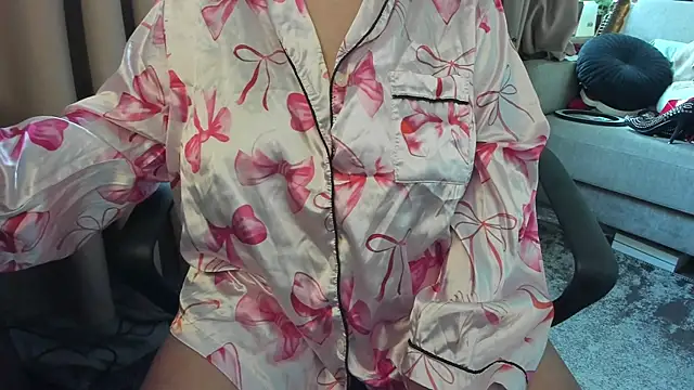 Anita-boobs online show from 05-29-26, 12:58