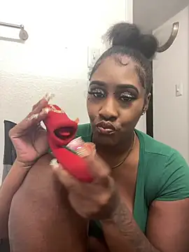 Snapshot of Foreignthababyy chatting on 03-28-26, 04:23 Foreignthababyy online show from 03-28-26, 04:23