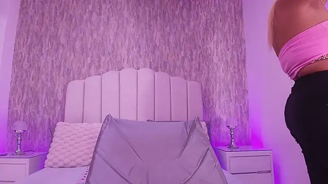 raven lilith  online show from 03-30-26, 03:18