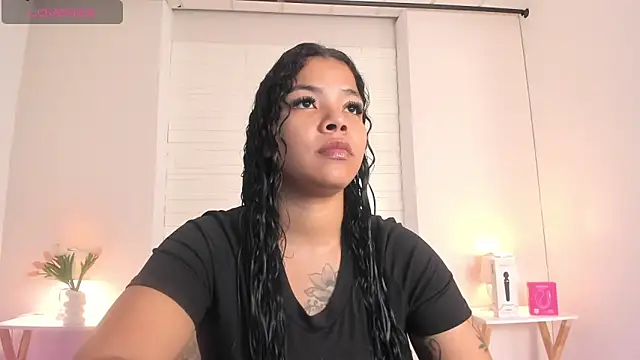 SophiaaStone online show from 05-14-26, 12:12