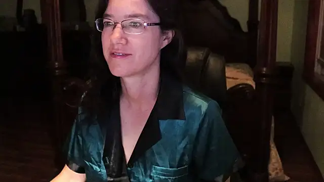 Snapshot of thornburyrose chatting on 05-30-26, 08:22 thornburyrose online show from 05-30-26, 08:22