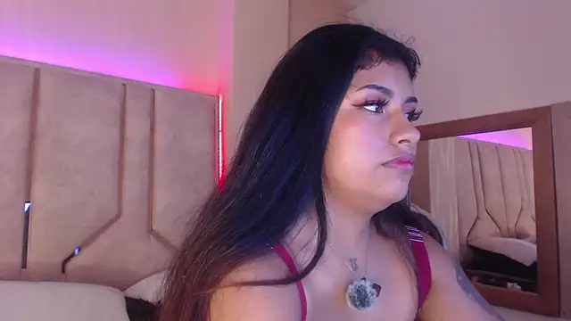 Snapshot of ChantalPetit chatting on 06-16-26, 03:36 ChantalPetit online show from 06-16-26, 03:36