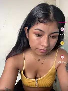 Snapshot of ChantalPetit chatting on 06-24-26, 01:15 ChantalPetit online show from 06-24-26, 01:15