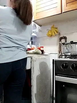 Snapshot of Vicky_Rosse chatting on 04-08-26, 11:27 Vicky Rosse online show from 04-08-26, 11:27