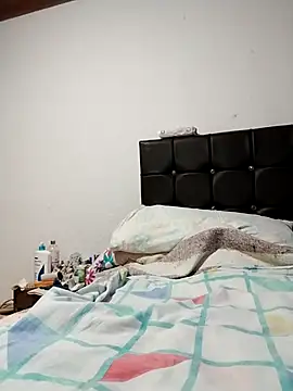 Snapshot of Vicky_Rosse chatting on 04-11-26, 05:17 Vicky Rosse online show from 04-11-26, 05:17