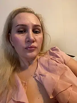 YourBlondee online show from 01-16-26, 02:59