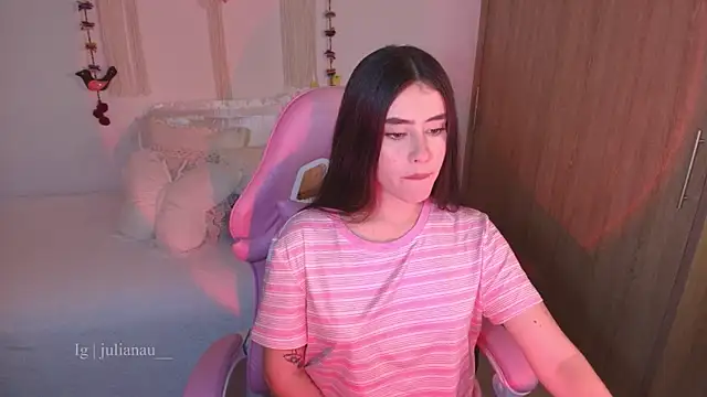 Snapshot of iriswest_ chatting on 03-20-26, 02:05 iriswest online show from 03-20-26, 02:05