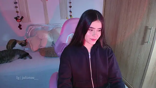 Snapshot of iriswest_ chatting on 03-24-26, 11:54 iriswest online show from 03-24-26, 11:54