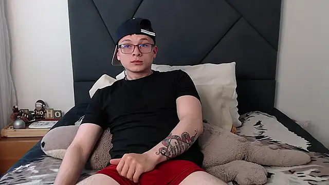 Snapshot of MathewCollin chatting on 01-27-25, 05:48 MathewCollin online show from 01-27-25, 05:48