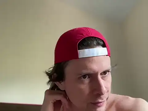 Snapshot of mcklister_kinky_feets chatting on 03-11-26, 04:46 mcklister kinky feets online show from 03-11-26, 04:46