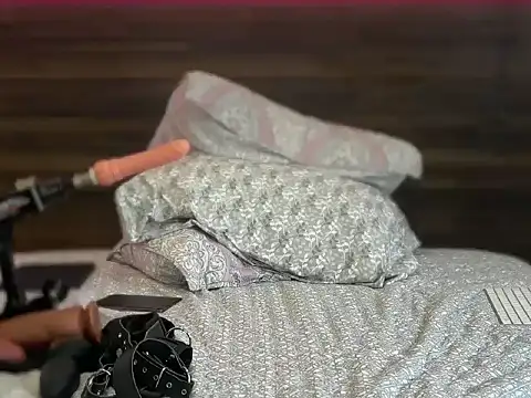 Snapshot of mcklister_kinky_feets chatting on 03-14-26, 06:13 mcklister kinky feets online show from 03-14-26, 06:13