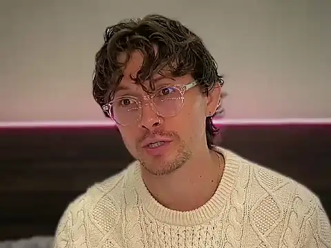 Snapshot of mcklister_kinky_feets chatting on 03-23-26, 05:28 mcklister kinky feets online show from 03-23-26, 05:28