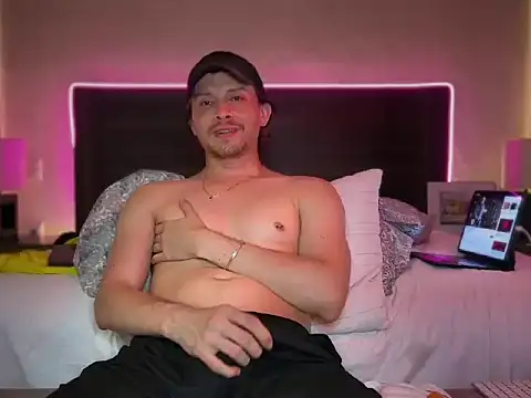 Snapshot of mcklister_kinky_feets chatting on 03-30-26, 05:08 mcklister kinky feets online show from 03-30-26, 05:08