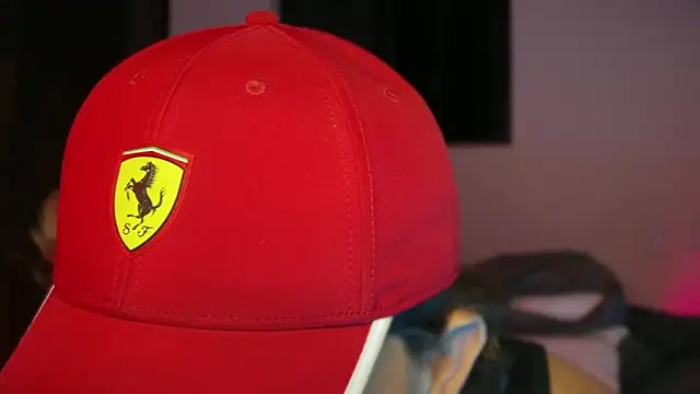 Snapshot of mcklister_kinky_feets chatting on 04-12-26, 04:39 mcklister kinky feets online show from 04-12-26, 04:39