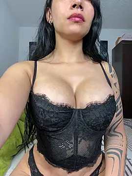 Angela isabella online show from 06-27-26, 01:43