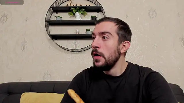 Dylan Best online show from 03-25-26, 02:39