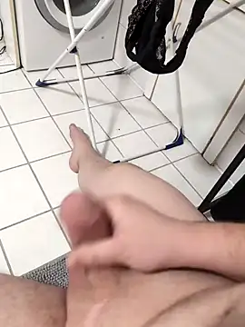 Snapshot of Philip266@xh chatting on 01-31-25, 05:09 Philip266xh online show from 01-31-25, 05:09