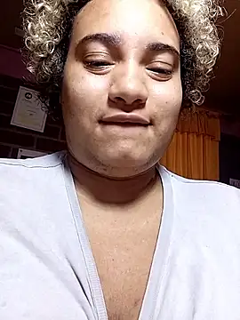 Hilarybunnyy online show from 02-01-26, 08:07