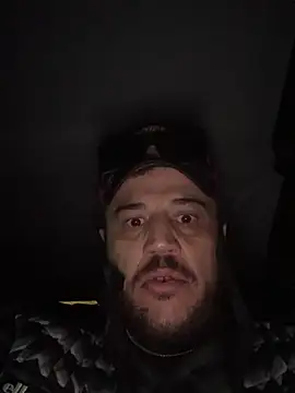 Snapshot of 1Aleks13 chatting on 02-08-26, 02:04 1Aleks13 online show from 02-08-26, 02:04