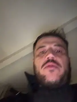 Snapshot of 1Aleks13 chatting on 03-17-26, 03:33 1Aleks13 online show from 03-17-26, 03:33