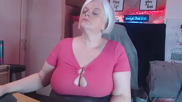 sexychazza16 online show from 02-17-26, 07:42