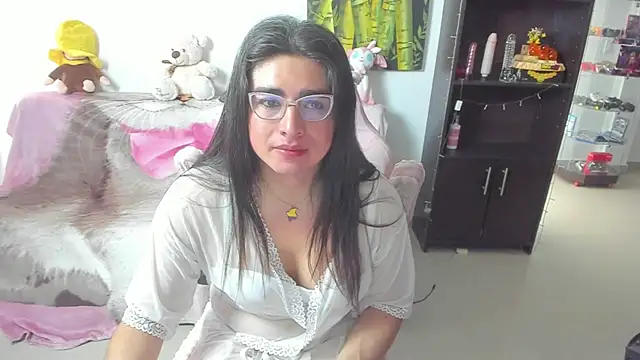 Snapshot of Khalifa_Gold chatting on 06-19-26, 03:16 Khalifa Gold online show from 06-19-26, 03:16