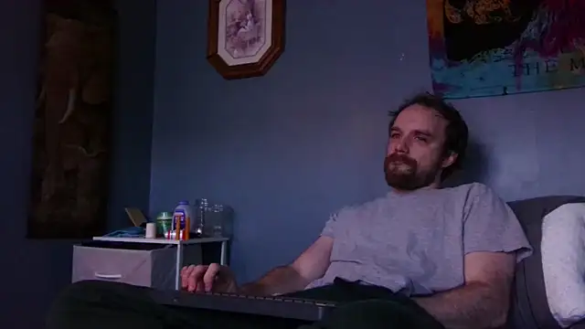 Snapshot of hpluvsplata chatting on 03-17-26, 01:25 hpluvsplata online show from 03-17-26, 01:25