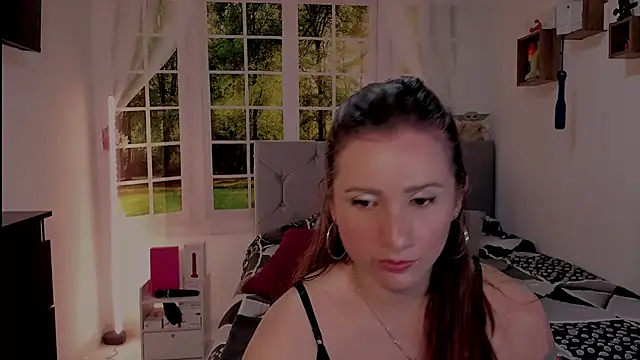 Snapshot of vanessabrown_ chatting on 05-28-26, 07:55 vanessabrown online show from 05-28-26, 07:55