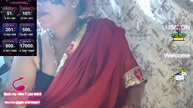 Snapshot of Star-Night chatting on 03-18-25, 11:30 Star-Night online show from 03-18-25, 11:30