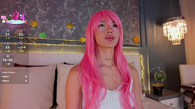 Snapshot of evamoretti chatting on 03-17-25, 01:24 evamoretti online show from 03-17-25, 01:24