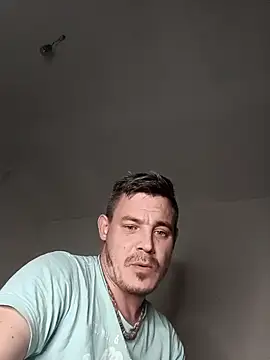 Snapshot of Ivanekkral chatting on 02-10-26, 08:02 Ivanekkral online show from 02-10-26, 08:02