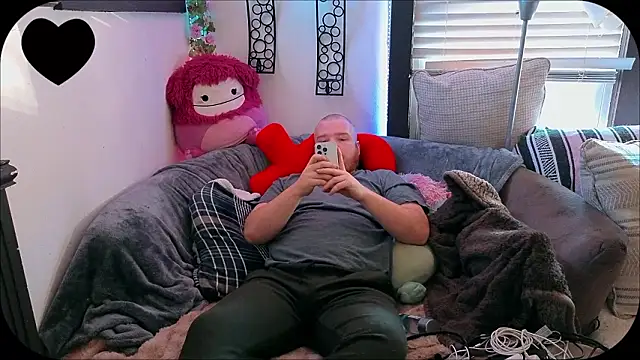 Snapshot of tokelahoman chatting on 02-15-26, 06:59 tokelahoman online show from 02-15-26, 06:59