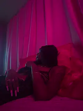 Farrah Owens online show from 03-05-25, 05:07