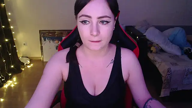 Laralianna online show from 01-08-26, 04:26