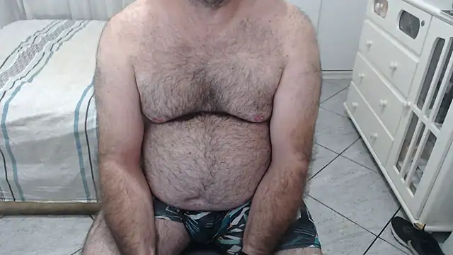 Snapshot of MysterBearMG chatting on 03-04-26, 11:44 MysterBearMG online show from 03-04-26, 11:44