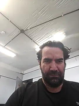 Snapshot of MysterBearMG chatting on 03-12-26, 03:18 MysterBearMG online show from 03-12-26, 03:18