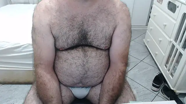 Snapshot of MysterBearMG chatting on 03-16-26, 01:55 MysterBearMG online show from 03-16-26, 01:55