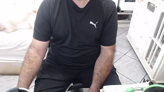 Snapshot of MysterBearMG chatting on 03-21-26, 01:58 MysterBearMG online show from 03-21-26, 01:58