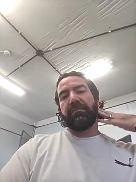 Snapshot of MysterBearMG chatting on 03-30-26, 03:46 MysterBearMG online show from 03-30-26, 03:46