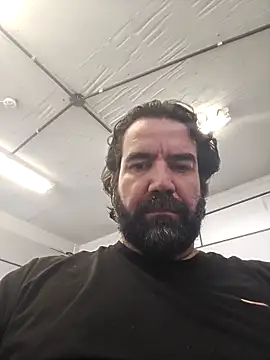 Snapshot of MysterBearMG chatting on 04-01-26, 03:42 MysterBearMG online show from 04-01-26, 03:42