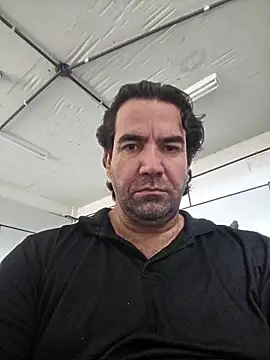 Snapshot of MysterBearMG chatting on 04-09-26, 03:28 MysterBearMG online show from 04-09-26, 03:28