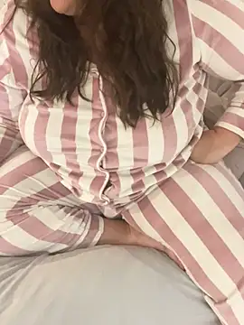 sweeti Em online show from 01-31-26, 07:11