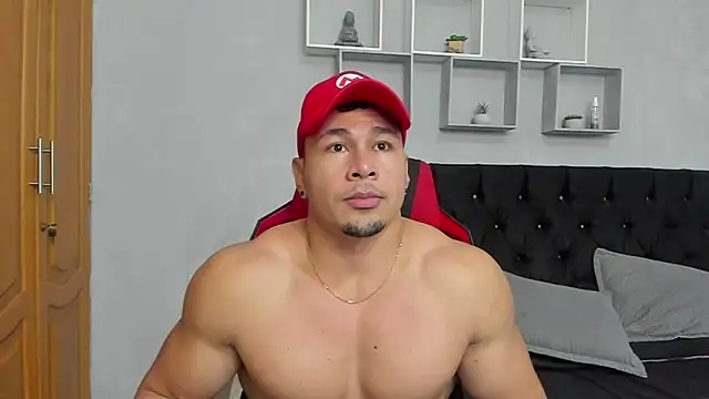 tyler hank01 online show from 06-30-26, 06:42