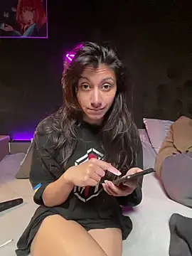 Kiscsillagg online show from 04-05-26, 06:16