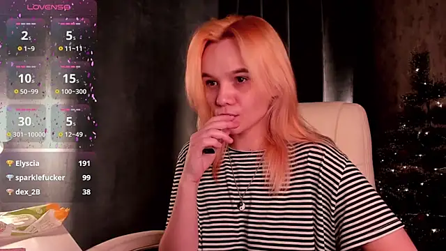 SarahRomantic online show from 12-25-24, 11:22