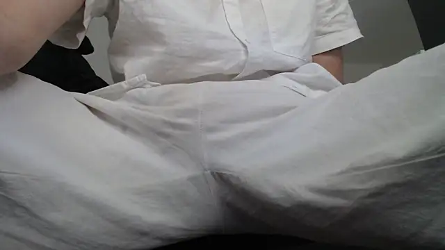 Snapshot of herver67 chatting on 04-12-26, 11:04 herver67 online show from 04-12-26, 11:04