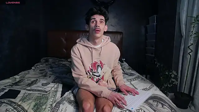 Snapshot of DanielCrush1 chatting on 02-20-26, 06:48 DanielCrush1 online show from 02-20-26, 06:48