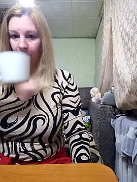 BustyBlond online show from 02-05-26, 04:39