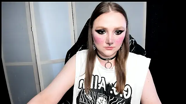 Snapshot of YourDyingBride chatting on 07-04-26, 12:33 YourDyingBride online show from 07-04-26, 12:33