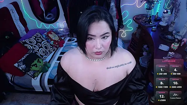 lufek23 online show from 04-30-26, 06:14